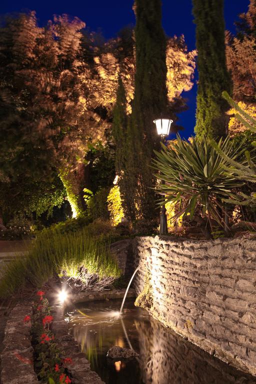 Auberge De Noves Domaine Du Deves מראה חיצוני תמונה
