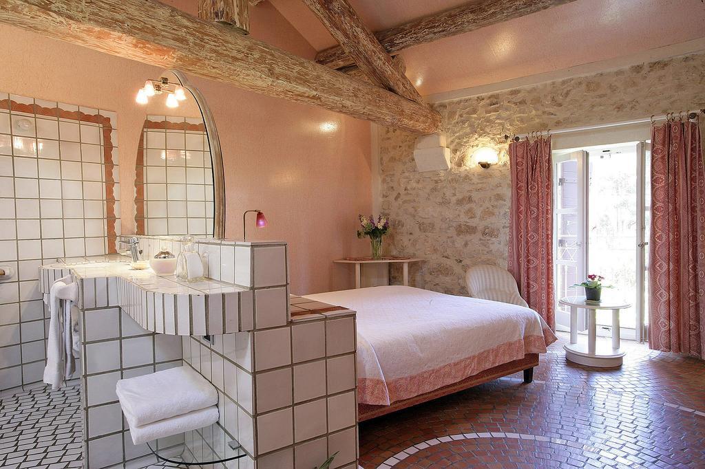 Auberge De Noves Domaine Du Deves חדר תמונה