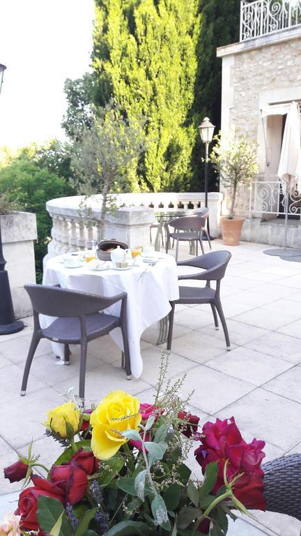 Auberge De Noves Domaine Du Deves מראה חיצוני תמונה