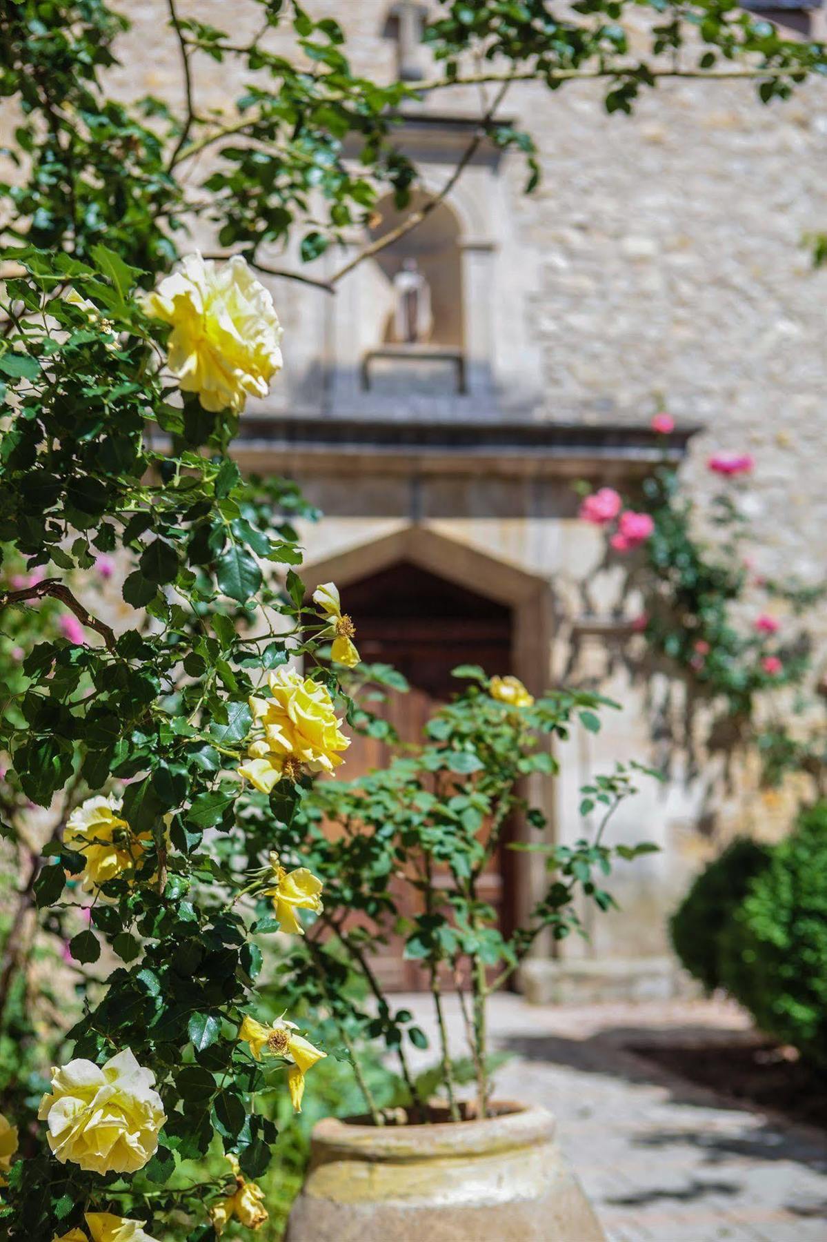 Auberge De Noves Domaine Du Deves מראה חיצוני תמונה